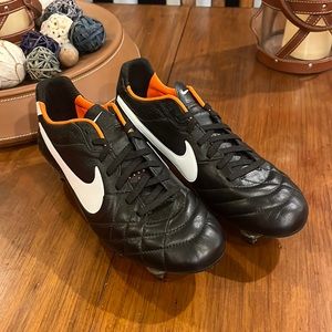 Nike Tiempo Legend IV SG cleats shoes new 453330 018 Italy Bosnia 2011 Mens size
